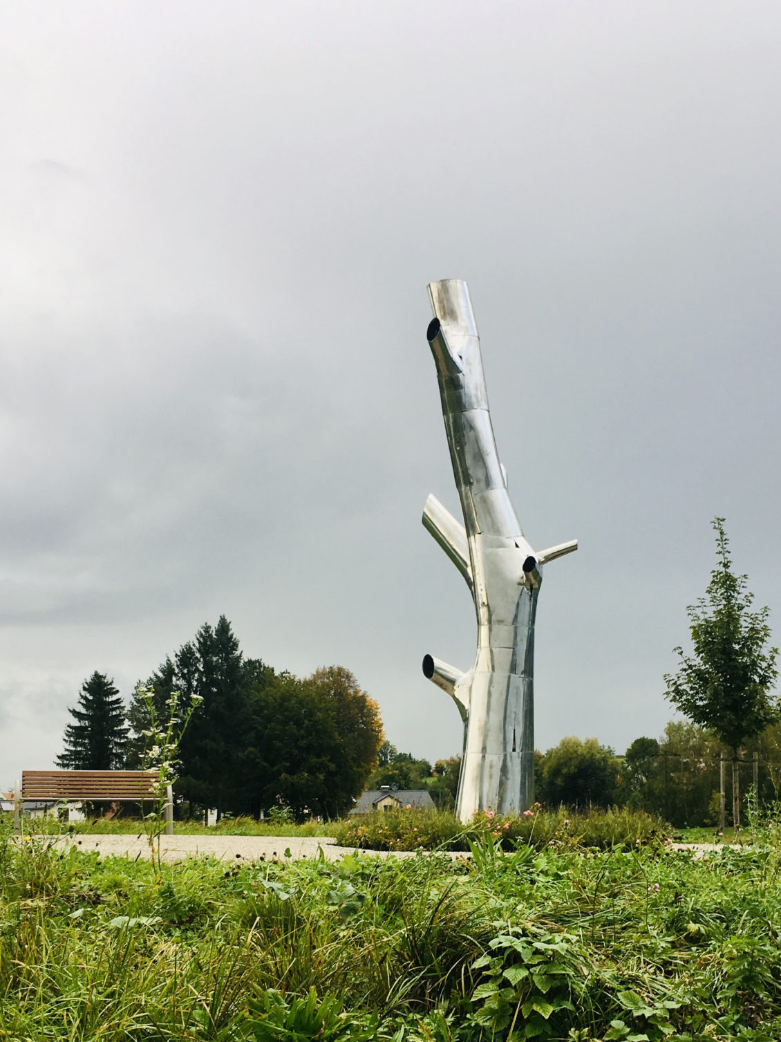 Gemeinde Friedhof Isen, Ahnenbaum